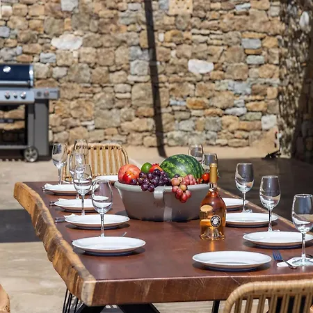 Villa Stunning Oceanview Mykonos | 5 Bedrooms | Perseus | Amazing Location Overlooking Sea & Private Pool | Faros Fanari (Mykonos)