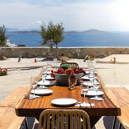 فيلة Stunning Oceanview Mykonos | 5 Bedrooms | Perseus | Amazing Location Overlooking Sea & Private Pool | Faros